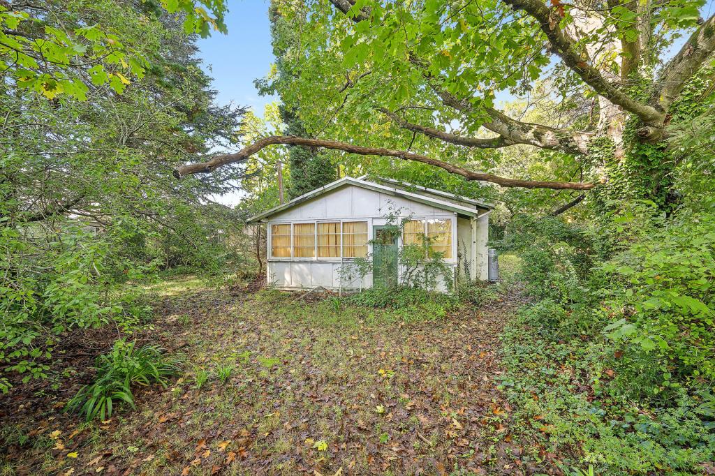 66 Waratah Rd, Wentworth Falls, NSW 2782