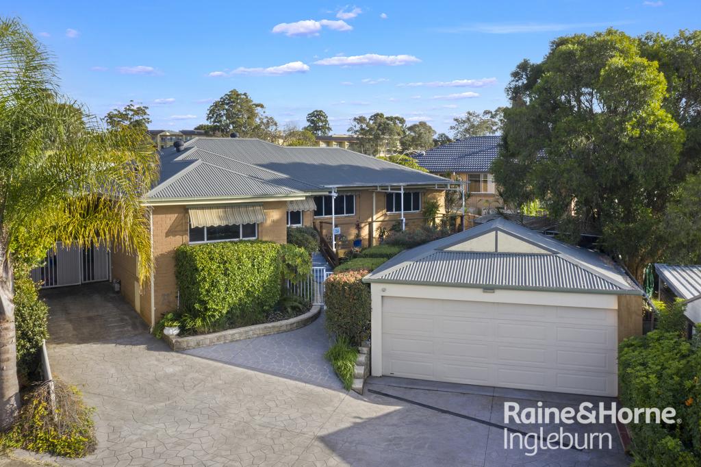 11 Salamaua Pl, Glenfield, NSW 2167