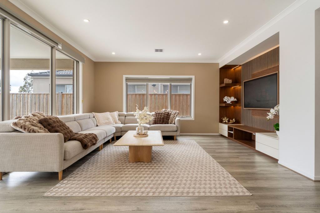 51 Fountain Dr, Beveridge, VIC 3753