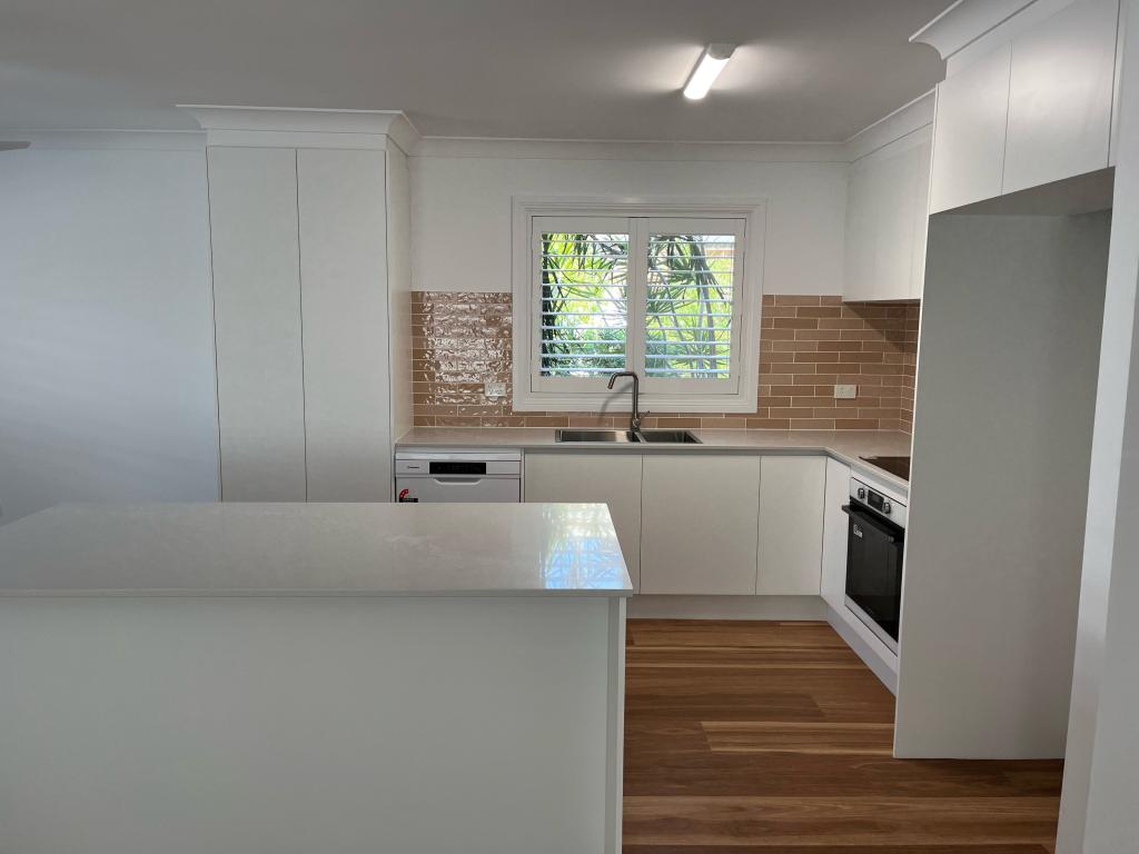2/4 Urara St, Yamba, NSW 2464
