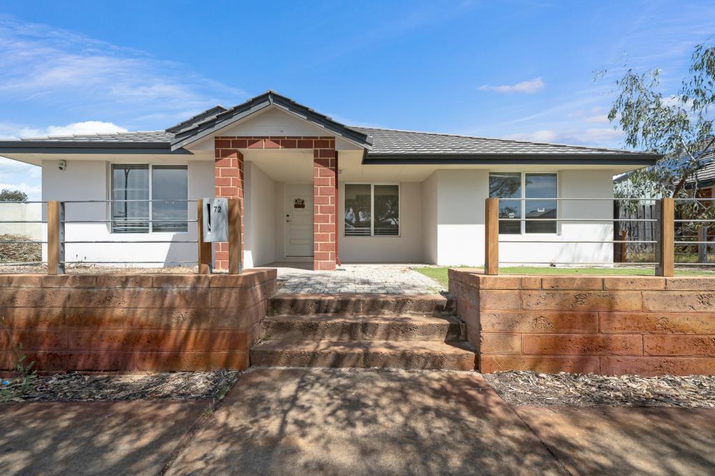 72 Banrock Dr, Ellenbrook, WA 6069
