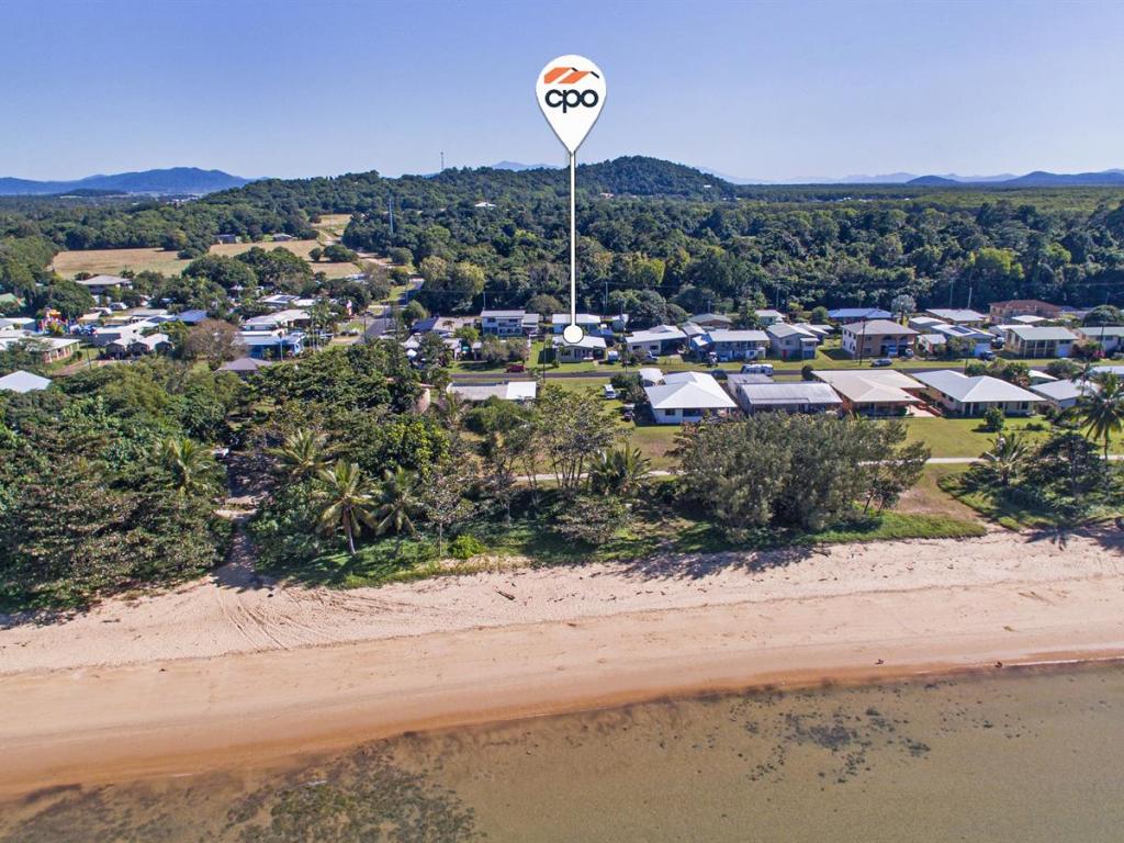 32 Hargreave St, Kurrimine Beach, QLD 4871