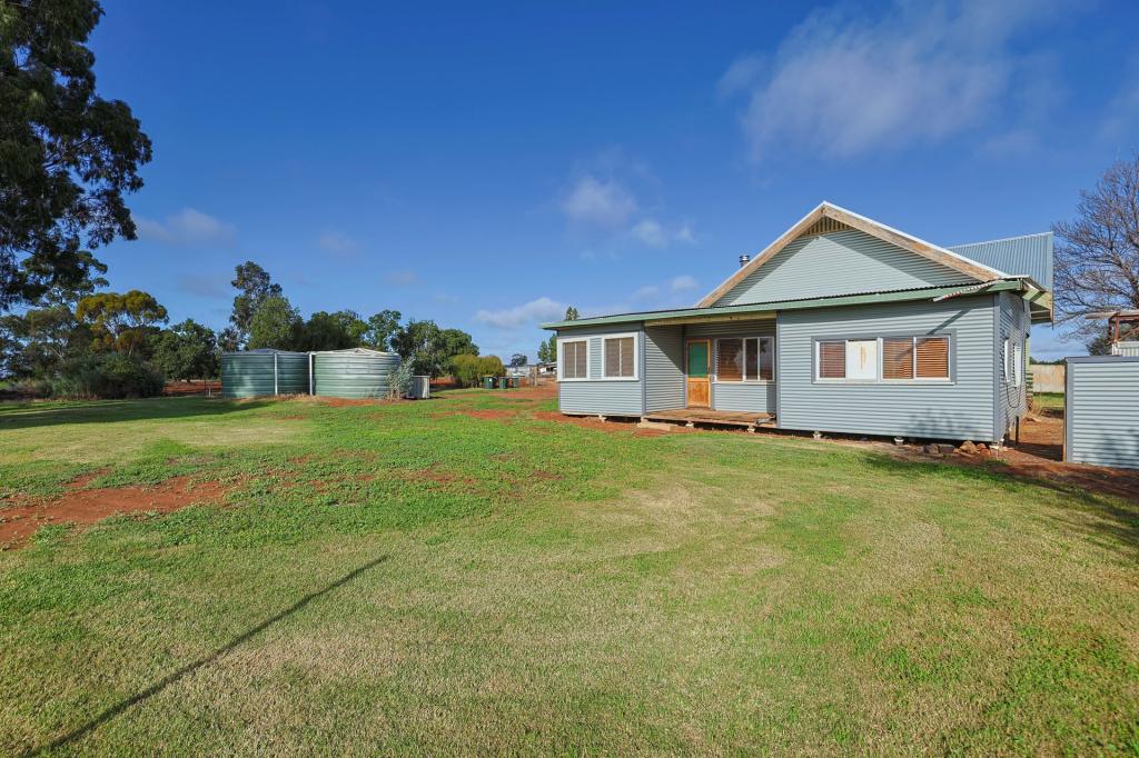 11 Johns Rd, Red Cliffs, VIC 3496