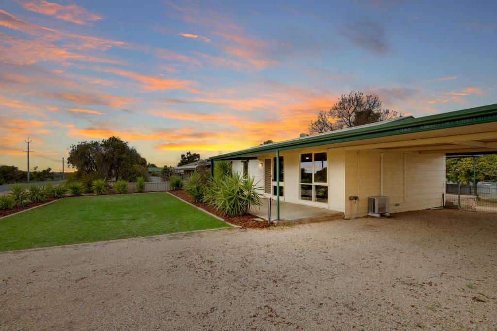 280 Alamein Ave, Loxton North, SA 5333