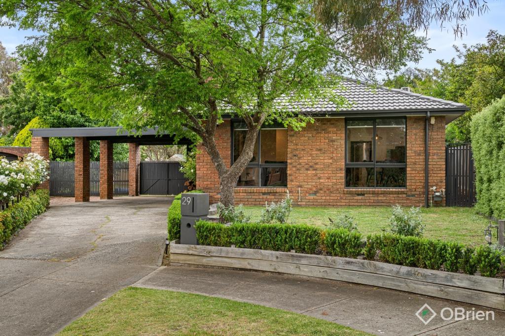 29 Ravensthorpe Cres, Narre Warren, VIC 3805