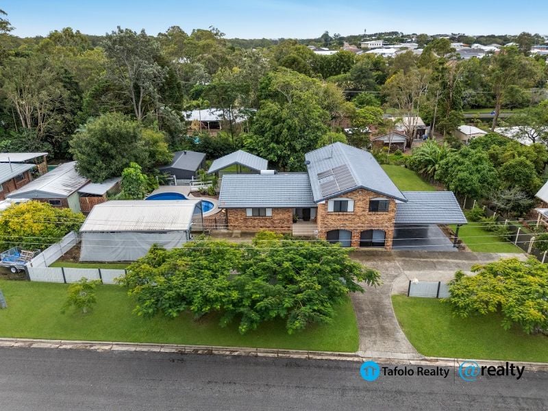 12 Azalea St, Redland Bay, QLD 4165