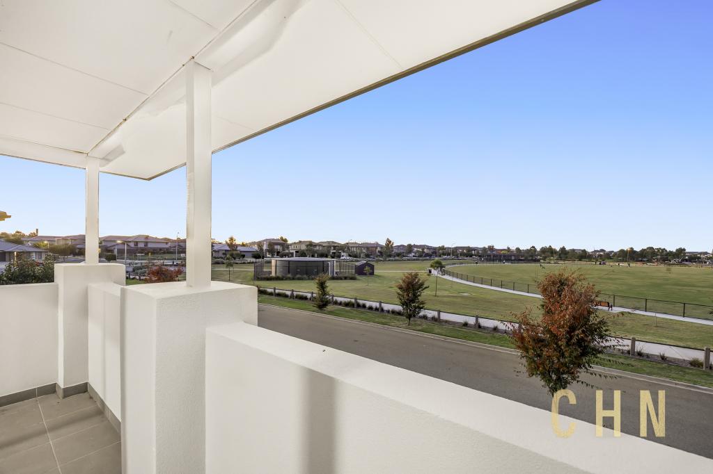 55 Pennsylvania Cres, Point Cook, VIC 3030