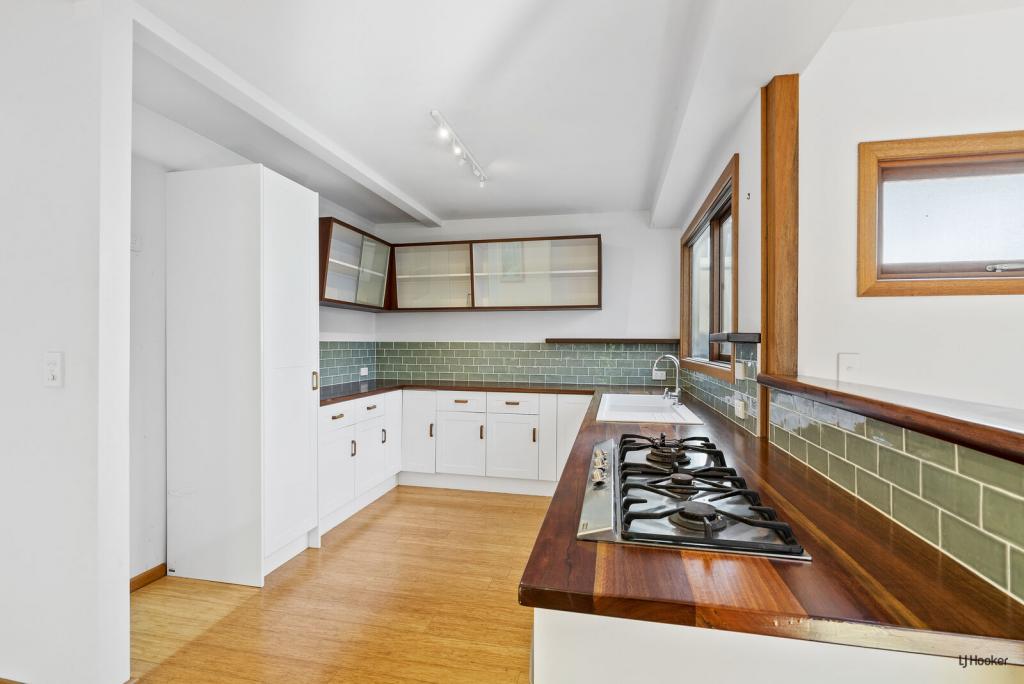 15 Twenty Third Ave, Palm Beach, QLD 4221