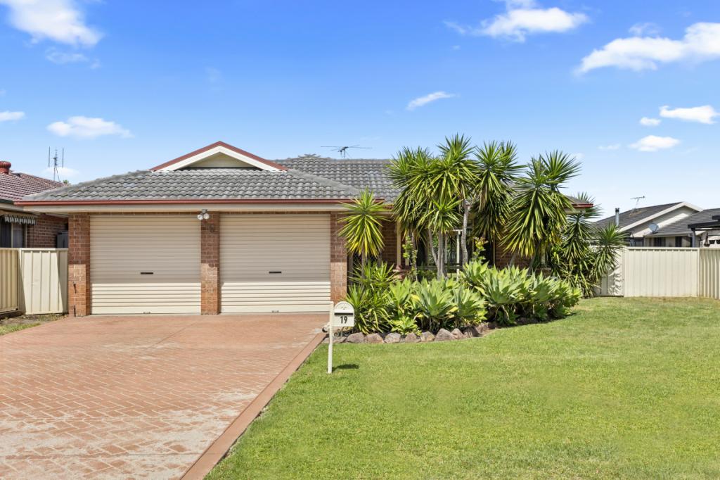 19 Daniel Ave, Rutherford, NSW 2320