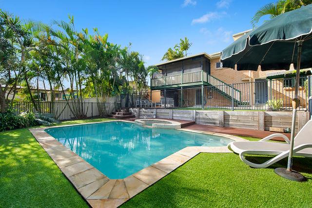 3 Kathleen Ave, Southport, QLD 4215