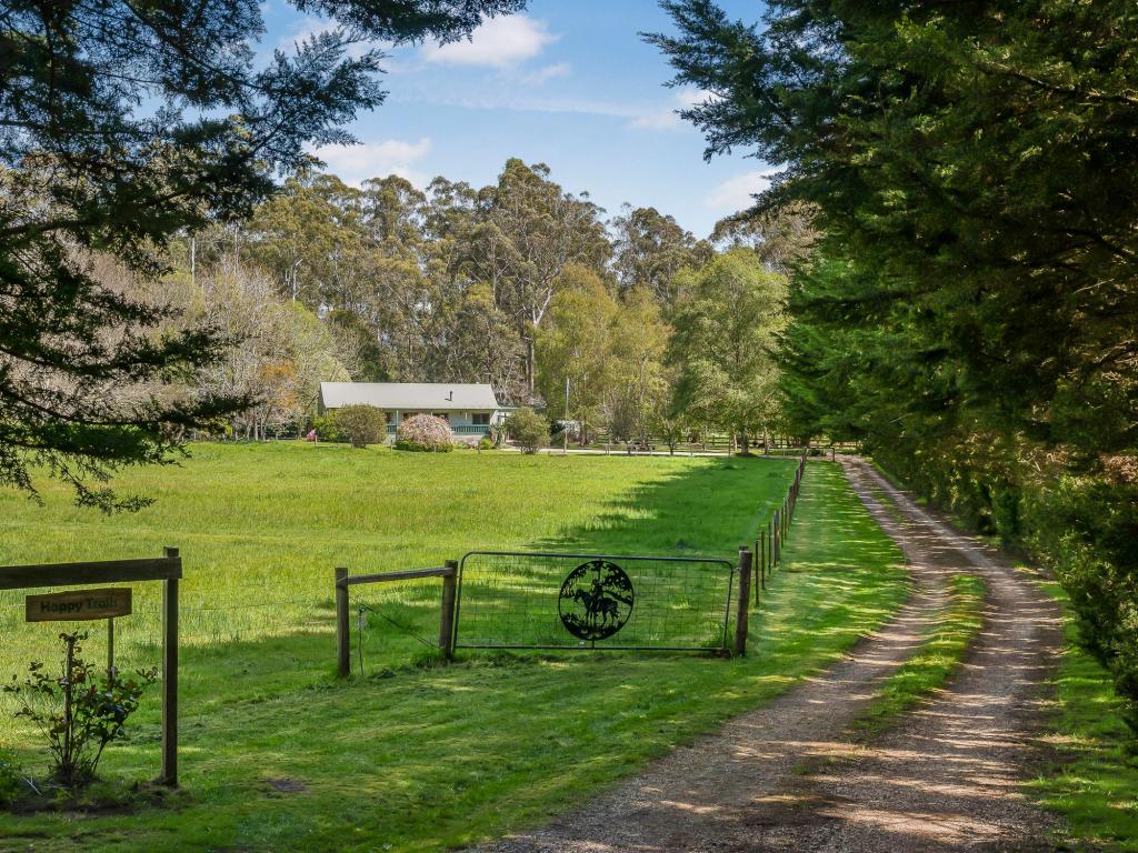 9 Cameron Cl, Buxton, VIC 3711