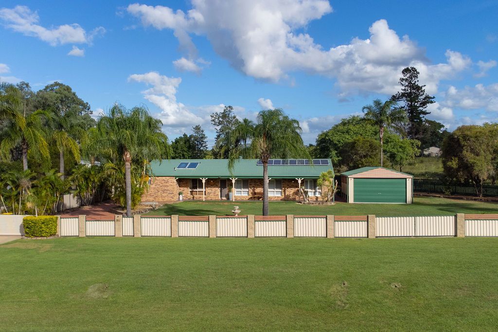 94 Flinders St, Peak Crossing, QLD 4306