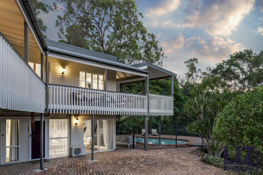 49 Burbong St, Chapel Hill, QLD 4069