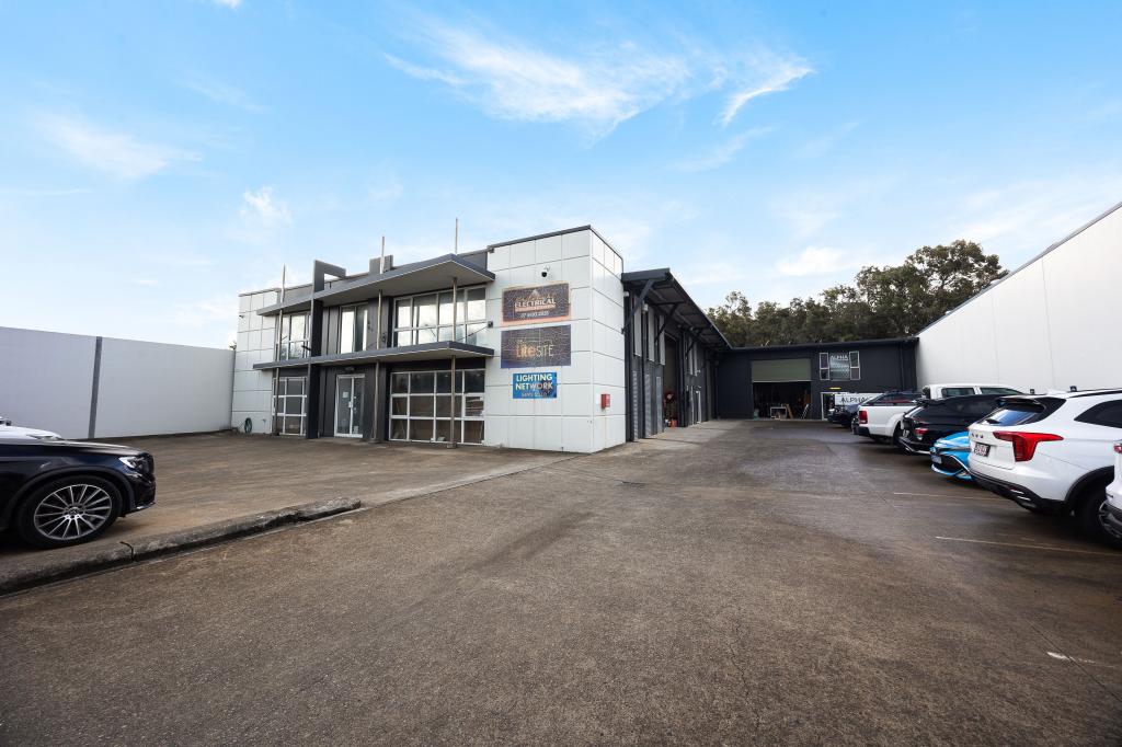 1/15 PREMIER CCT, WARANA, QLD 4575