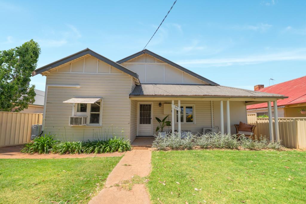 35 Underwood St, Forbes, NSW 2871