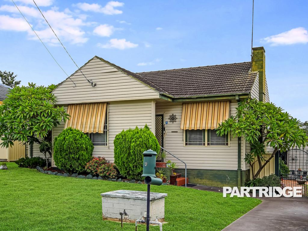 9 Glenn Ave, Northmead, NSW 2152