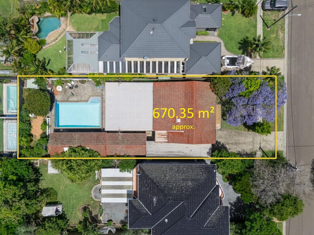 8 Regatta Ave, Caringbah South, NSW 2229