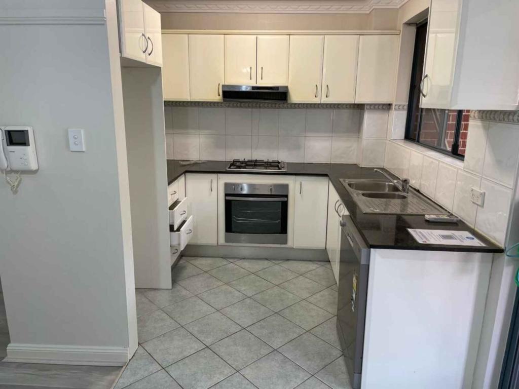 5/2-6 Mowle St, Westmead, NSW 2145