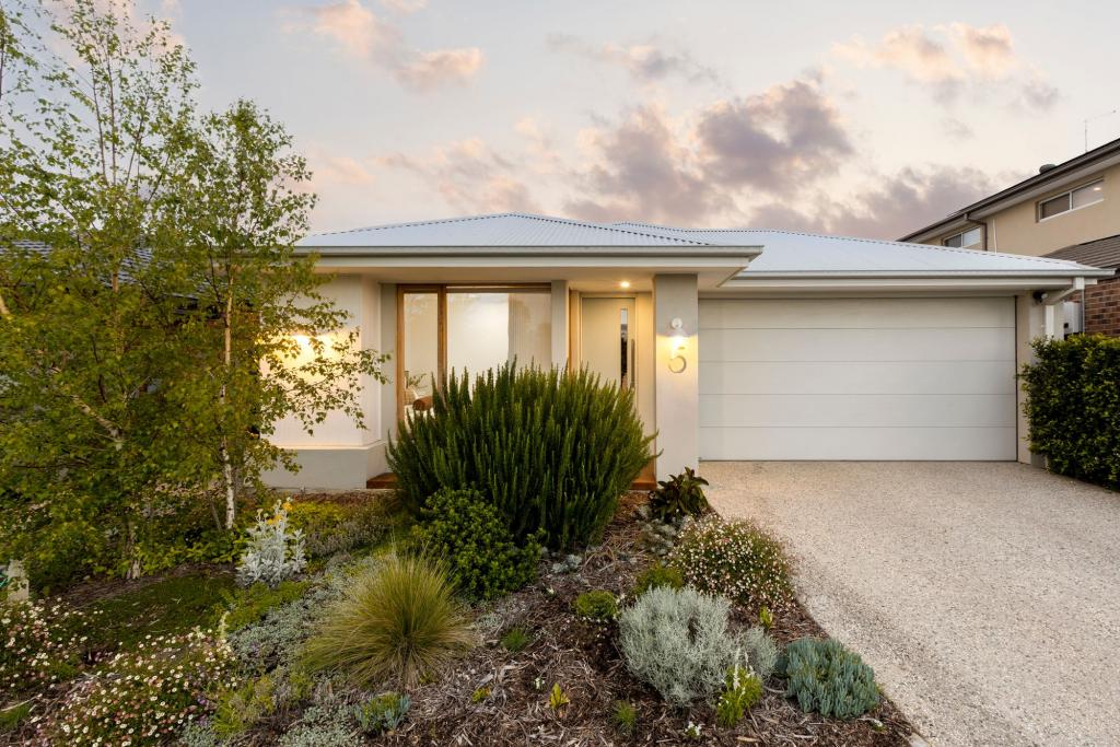 5 SCOTTSDALE ST, CHARLEMONT, VIC 3217