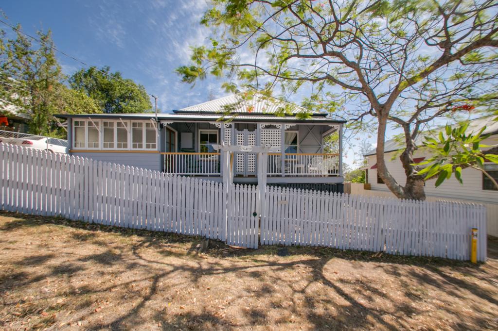 27 Clay St, Ipswich, QLD 4305