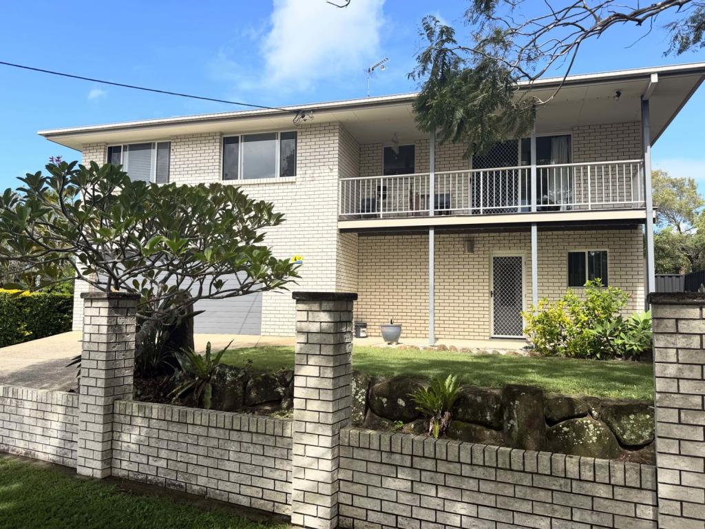 4 LLOYD ST, TWEED HEADS SOUTH, NSW 2486