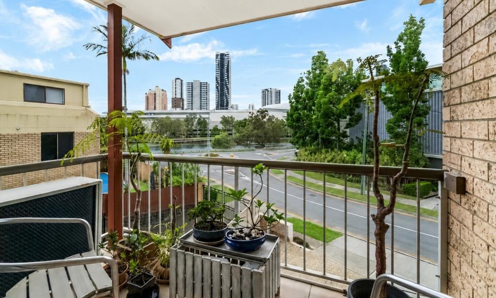 5/1 Miami Key, Broadbeach Waters, QLD 4218