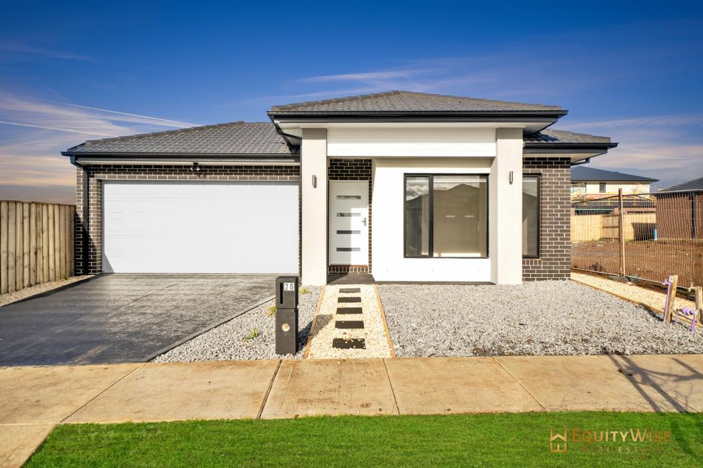 20 SPARLAND ST, MANOR LAKES, VIC 3024