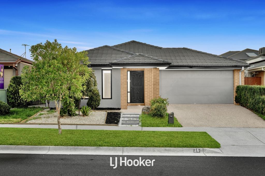 24 Saint Gwinear Lane, Cranbourne North, VIC 3977