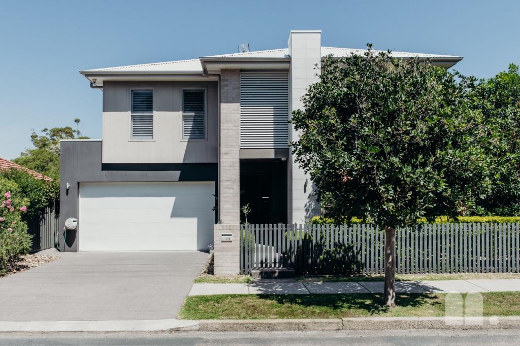 220 Beaumont St, Hamilton South, NSW 2303