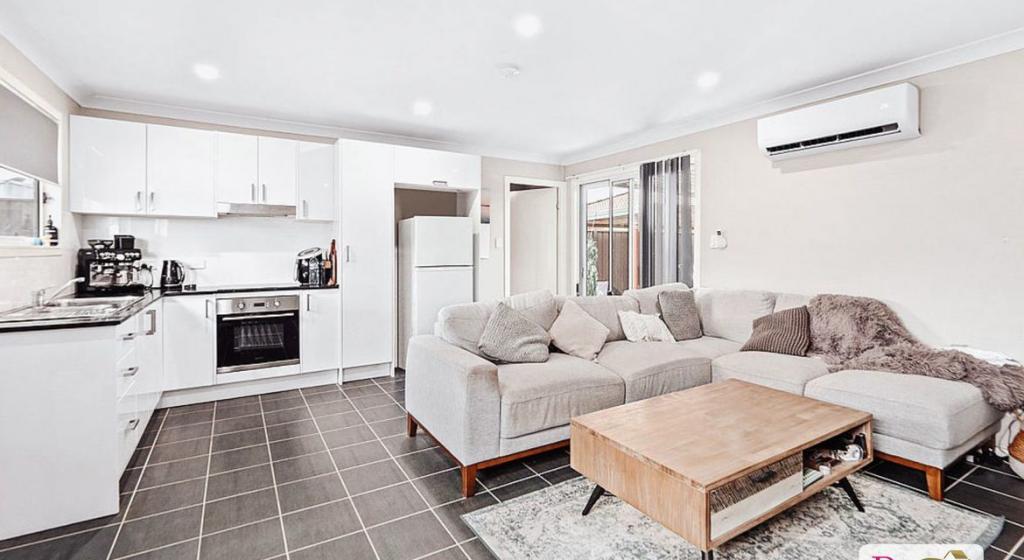 10a Florian Gr, Oakhurst, NSW 2761