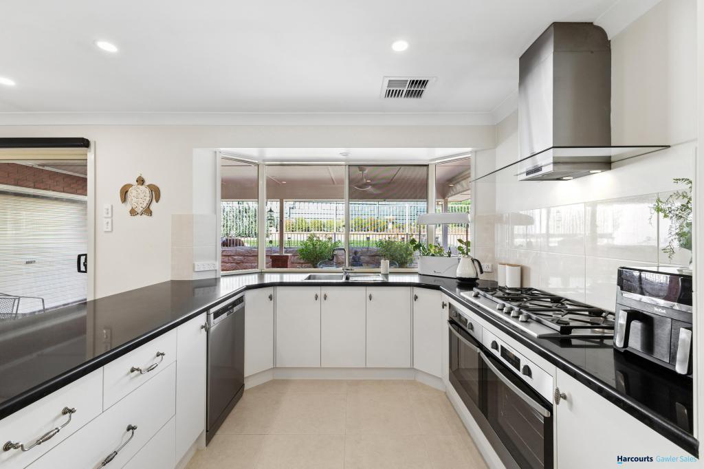 11 Withers Cct, Evanston Park, SA 5116