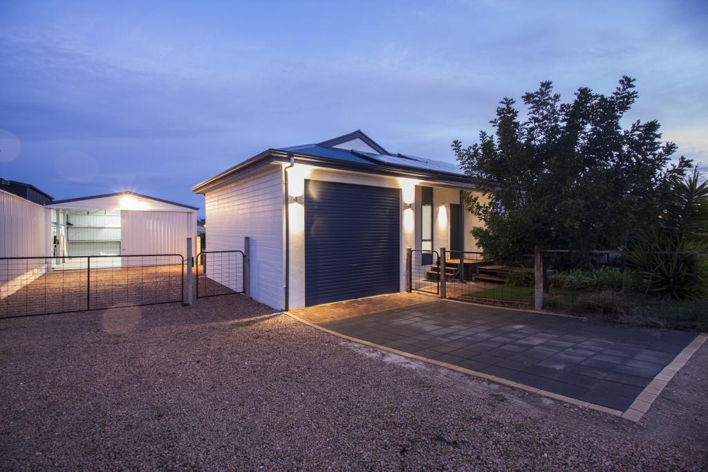6 Spry Ct, Moonta Bay, SA 5558