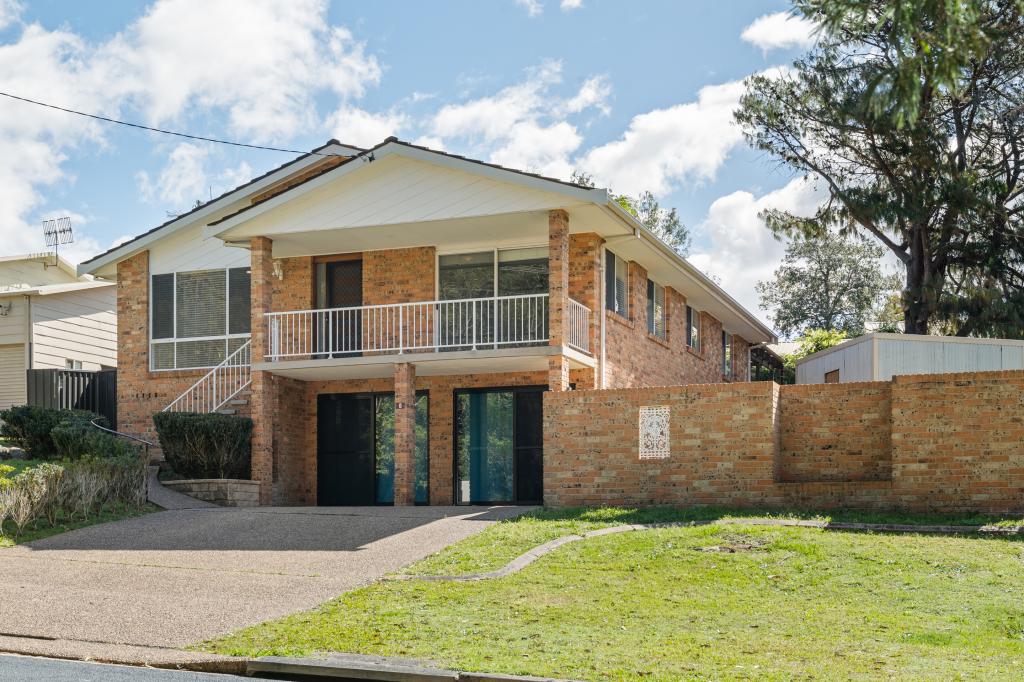 6 LEIGH CRES, ULLADULLA, NSW 2539