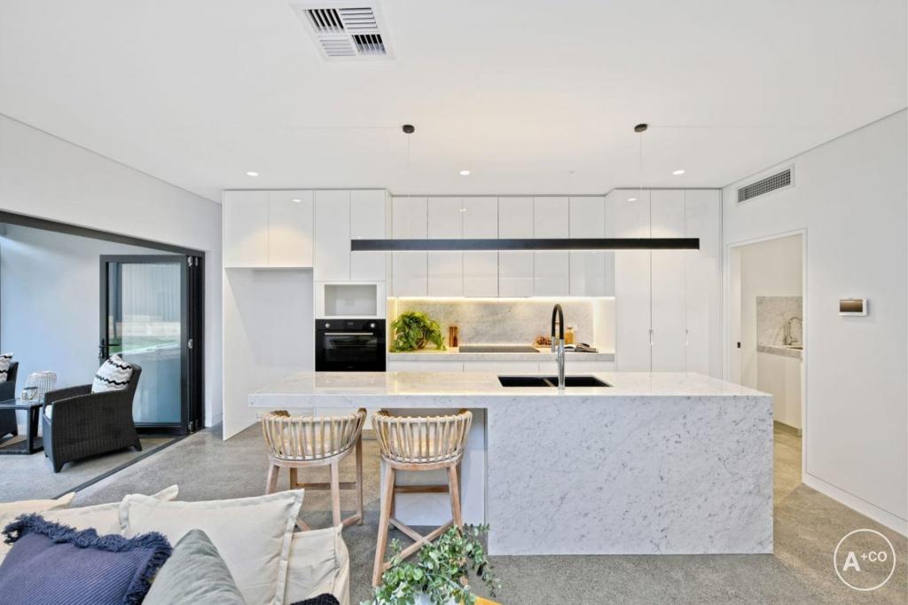 17 Hastings Ave, Chifley, NSW 2036