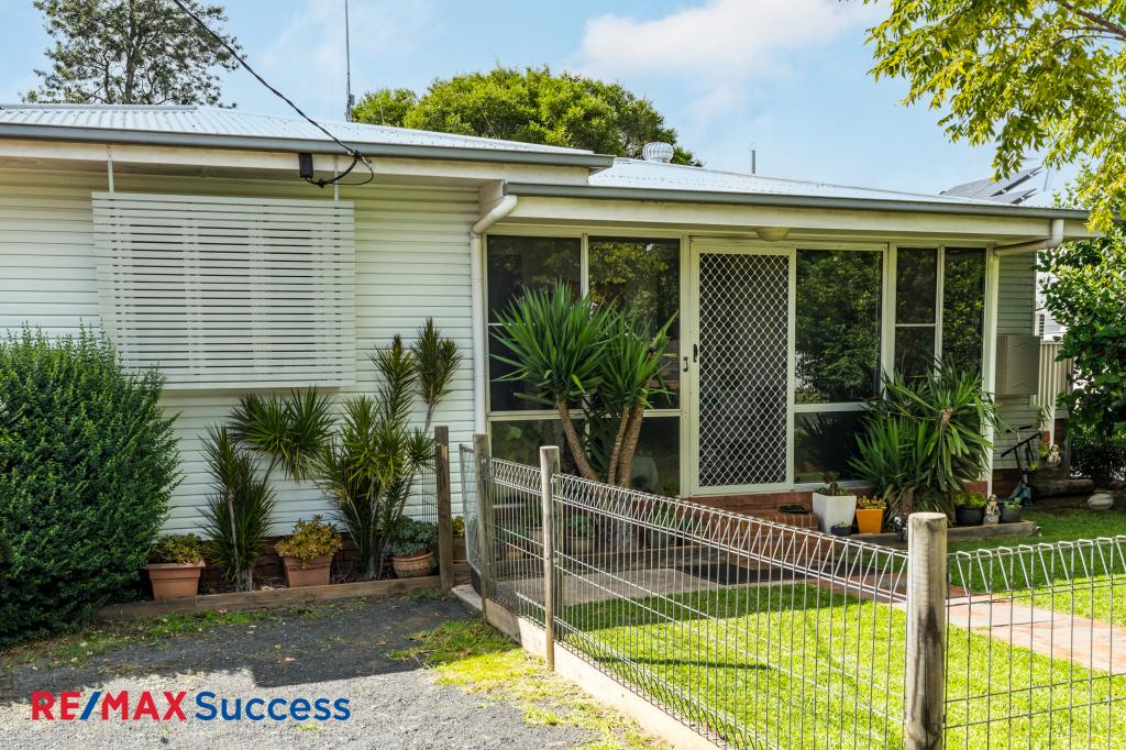 22 Goodwood St, Newtown, QLD 4350