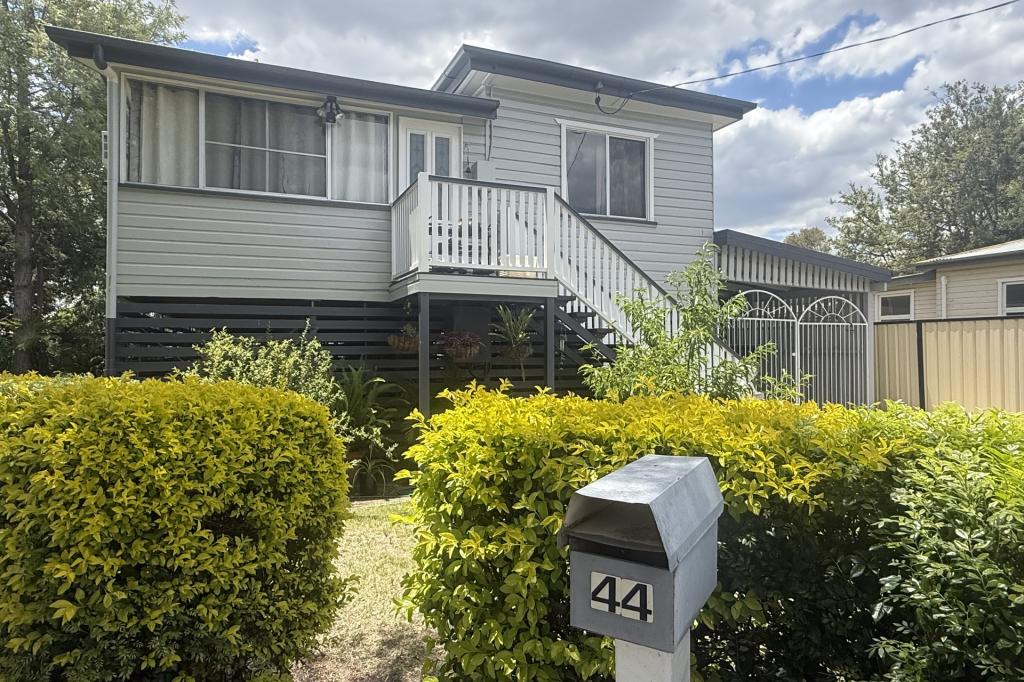 44 Charles St, Dalby, QLD 4405