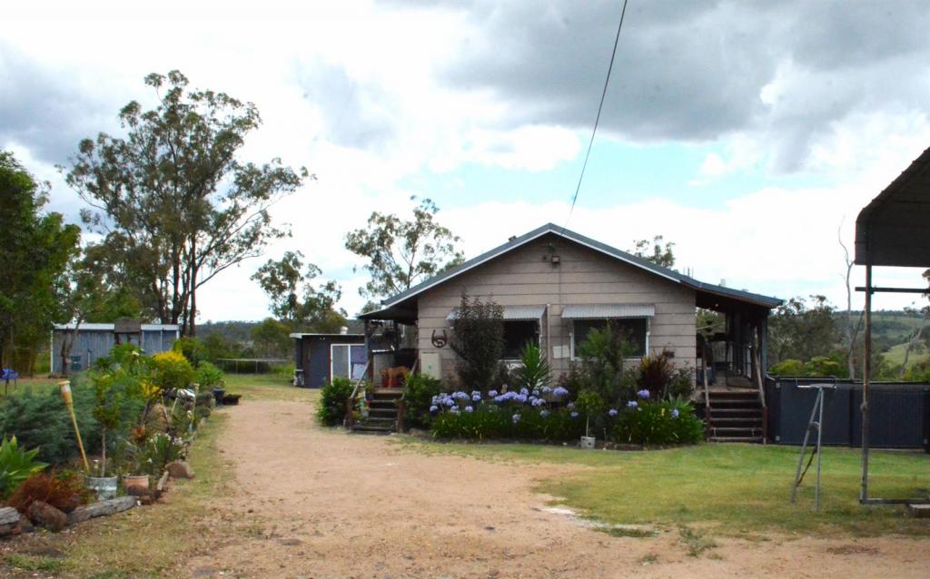 156 LILIAN AVE, ELLESMERE, QLD 4610