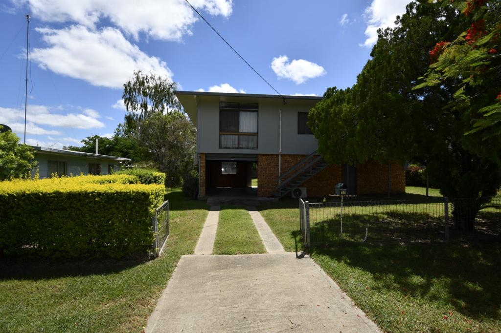 34 Barry St, Gracemere, QLD 4702