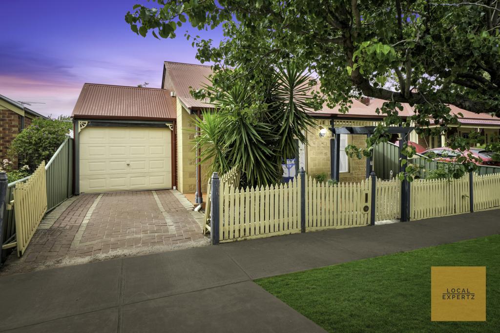 7 Kyneton Lane, Caroline Springs, VIC 3023