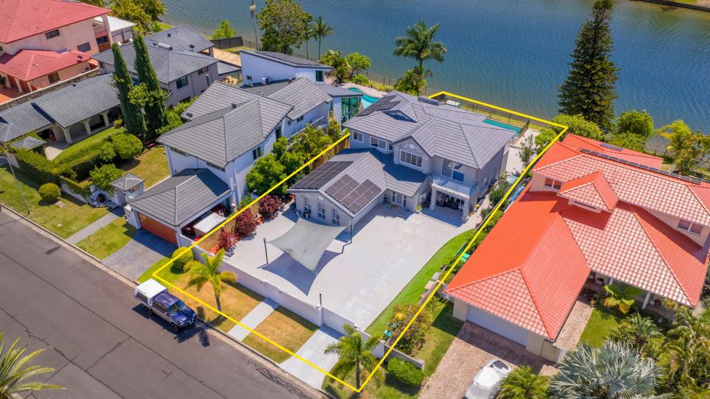 59 Cabana Bvd, Benowa, QLD 4217