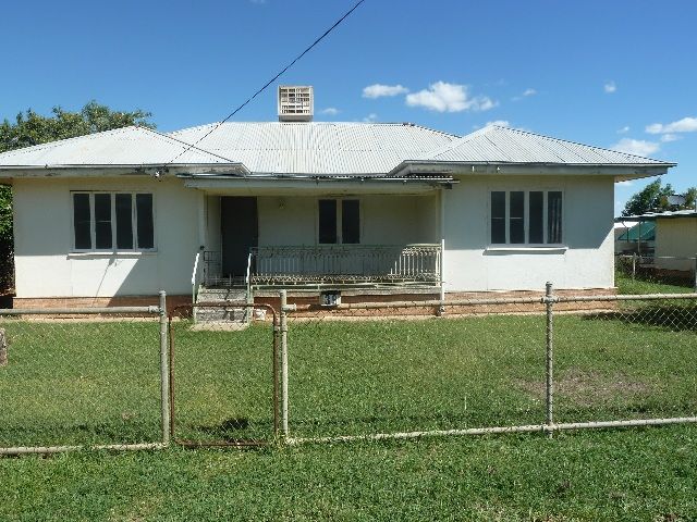 39 Quail St, Longreach, QLD 4730