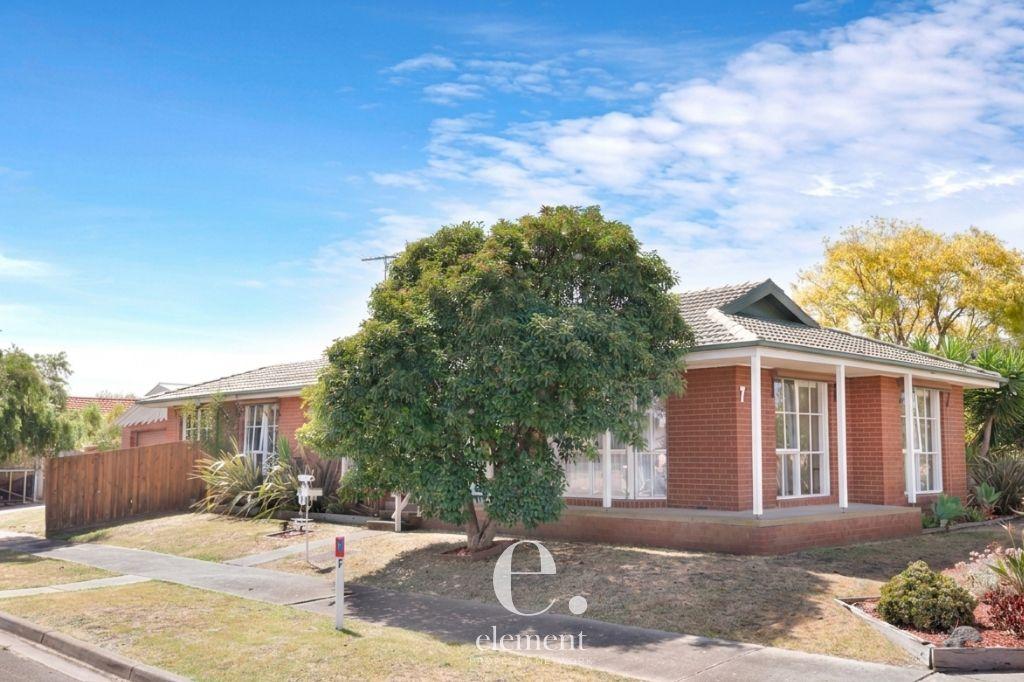7 East End Cres, St Albans Park, VIC 3219