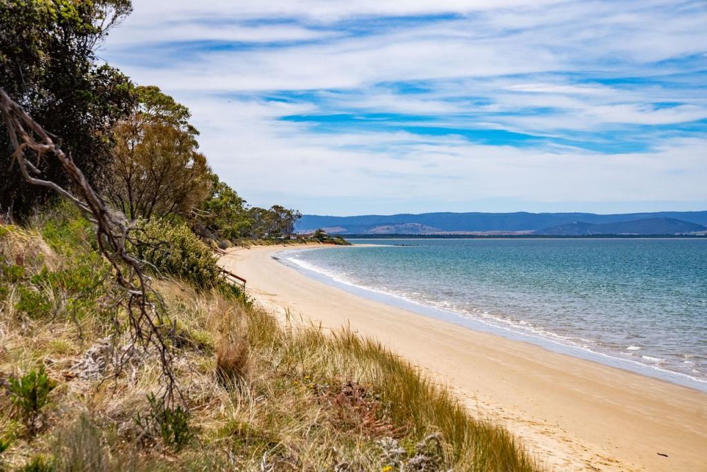 86 Balook St, Lauderdale, TAS 7021