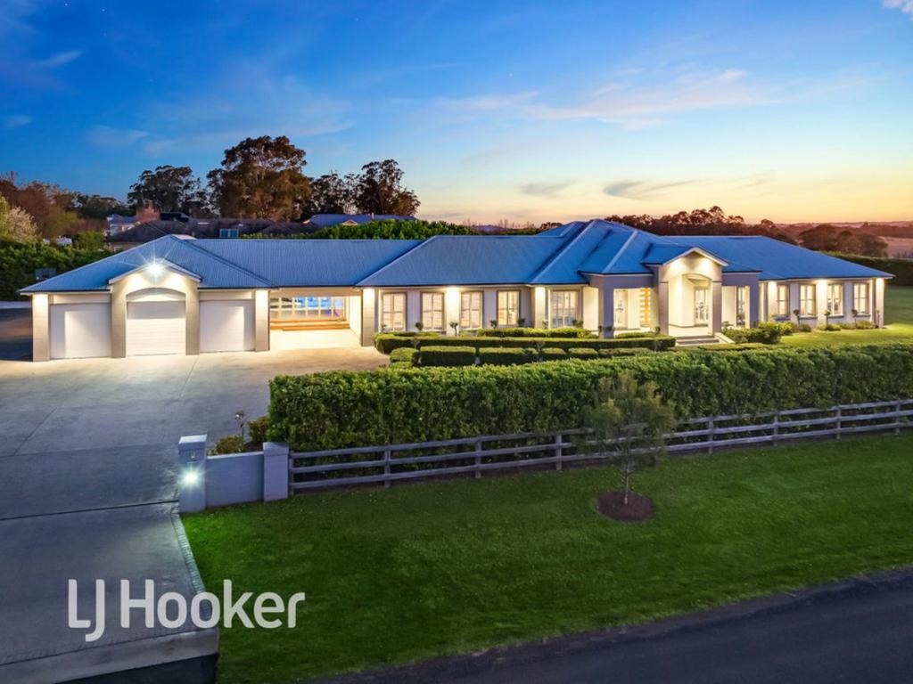 34 Sunnyside Dr, Ellis Lane, NSW 2570