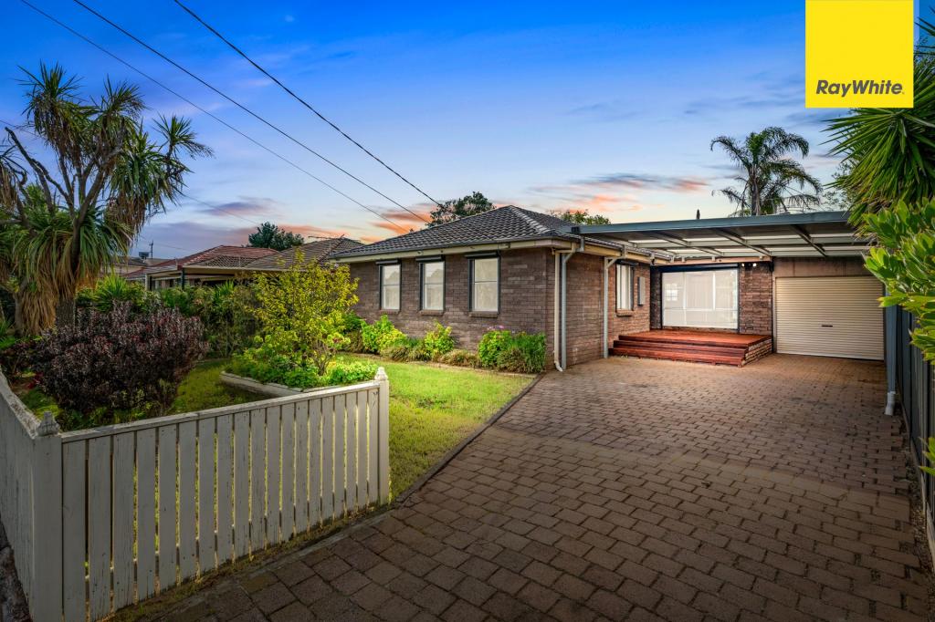 40 Marina Dr, Melton, VIC 3337