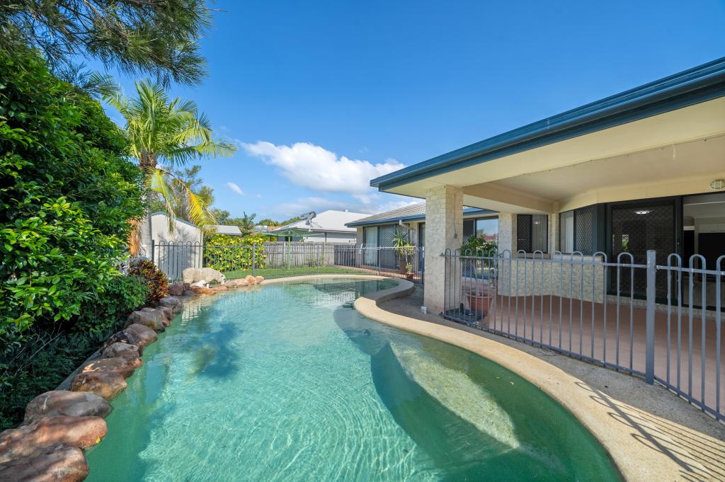 18 Bryce Ct, Redcliffe, QLD 4020