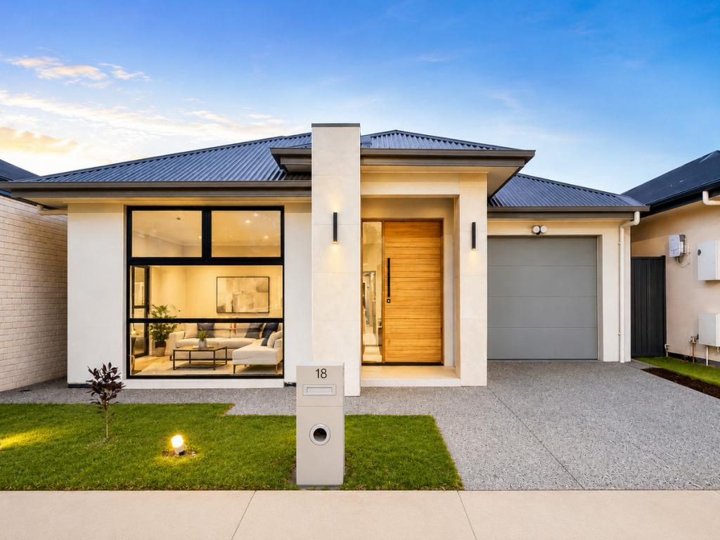 18 Marino St, Andrews Farm, SA 5114