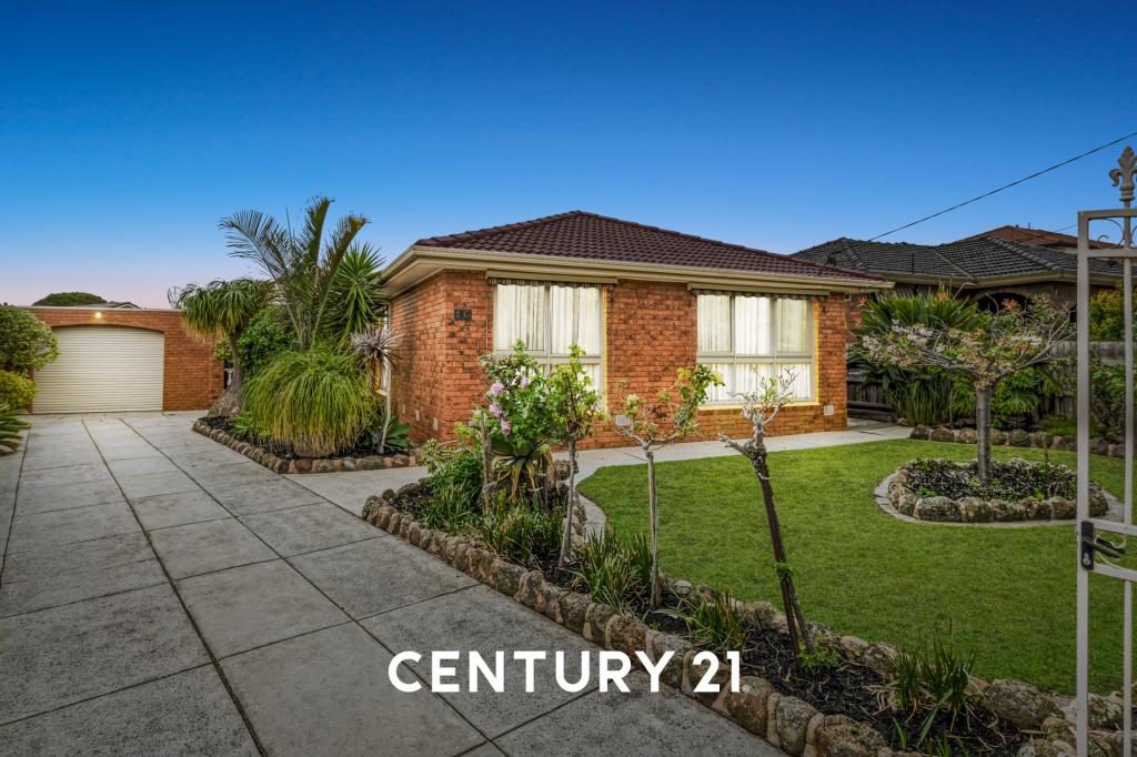 16 GLENELG DR, CLAYTON SOUTH, VIC 3169