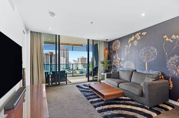 21104/21 Elizabeth Ave, Broadbeach, QLD 4218