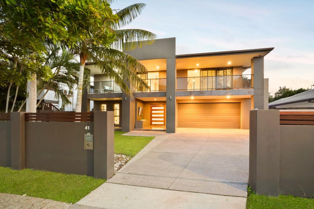 41 Heights Dr, Robina, QLD 4226